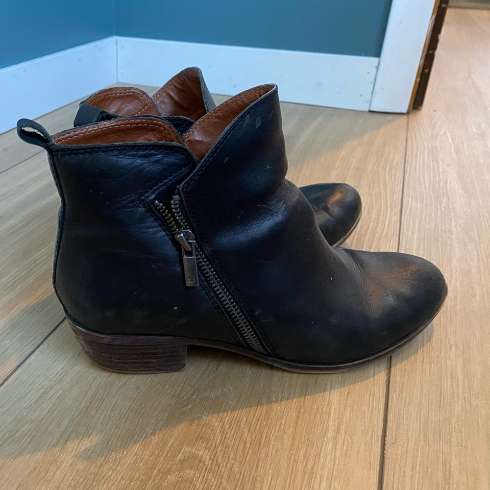 Lucky Brand Black Leather Ankle Boots